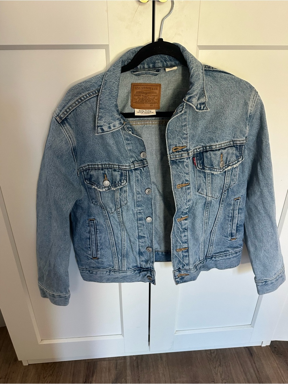 Levi's Women's Light Blue Denim Trucker Jacket